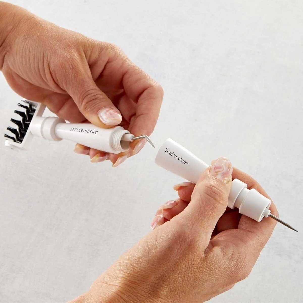 Tool 'n One - White - Image 4